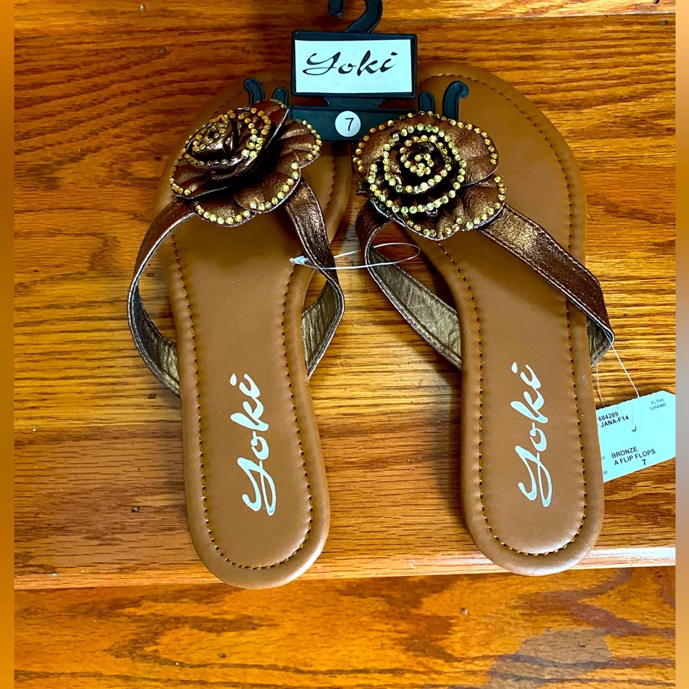 YOKI FLIP FLOPS